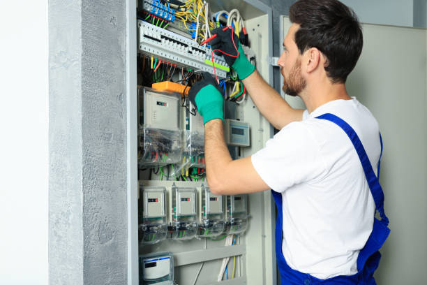 Best Residential Electrician Services  in Terre Du Lac, MO